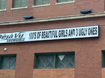 Seen in Chicago as I was in a Taxi