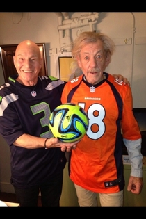 Sir Patrick Stewart just tweeted this Football