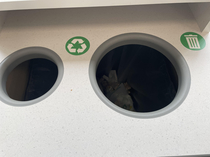 Subway restaurants garbage and recycling both go into the same bin