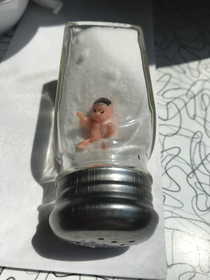 Surprise in my salt shaker at the Diner 