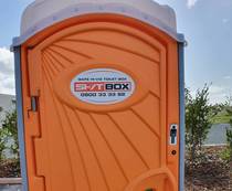 The logo of this Safe Hi Vis Toilet Box