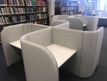 The new desks at our university library fit Reich in