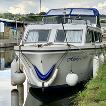 The worlds happiest boat