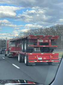 This carrier carrier carrying a carrier