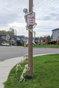 This funny halloween decoration