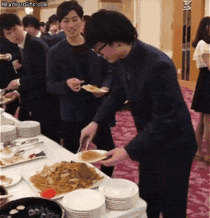This guy knows how to eat at a buffet