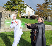 This is how a Jedi Master reheats his KFC