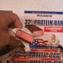 This protein bar at work i bought just to see if it fits the package Im impressed