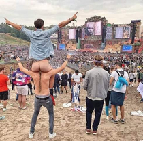 This years Tomorrowland Festival is the shit