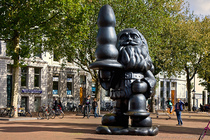 To the guy with the limp dick in Rotterdam Netherlands we meet by the gnome with the buttplug