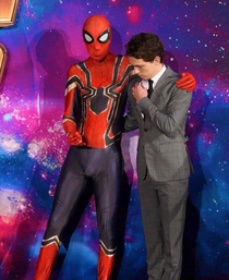 Tom Holland meets Spider-Man at the Infinity War premiere