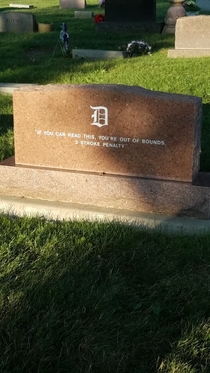 Was told to post in this sub My ball ended up near this headstone on my local course