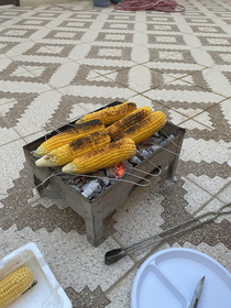 We didnt have normal thingy to put the corn on so my mom activated mom diy