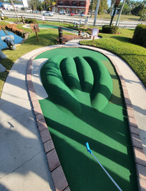 What kind of miniature golf hole is this