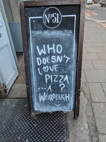 Who doesnt love pizza