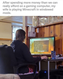Who plays Minecraft in windowed mode OMG